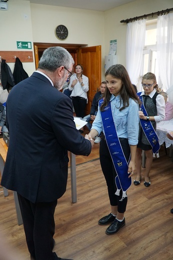 Kolejne osoby dołączyły do wspólnoty Akademii Młodzieżowej 