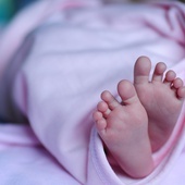 Pacjentka po ciężkim udarze urodziła zdrową córkę