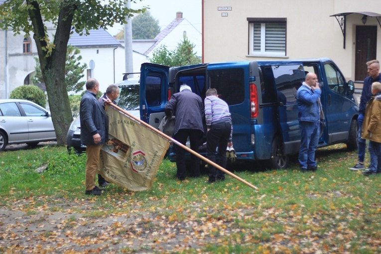 Pielgrzymka hodowców gołębi i orkiestr kalwaryjskich