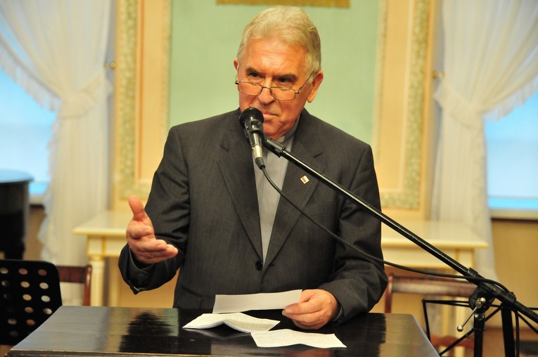 Abp Budzik odebrał międzynarodową nagrodę literacką