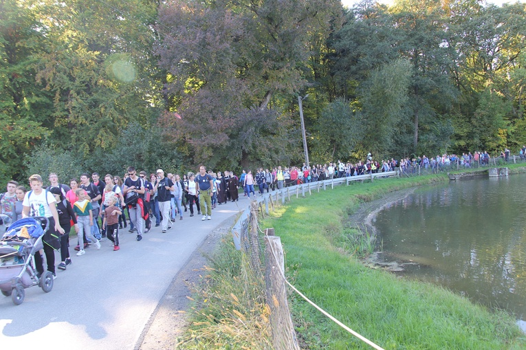 Pielgrzymka trzebnicka 2019 - cz. 13