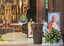 XIX Dzień Papieski w gliwickiej katedrze