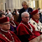 Doktorat honoris causa UPJPII dla kard. Zenona Grocholewskiego