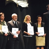 Wśród nagrodzonych znalazła się s. Bernadetta Żygadło, dyrektor Prywatnego Przedszkola Sióstr Prezentek w Świdnicy.