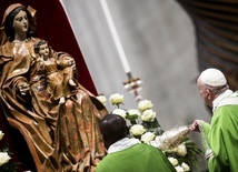 Kontrowersyjna prośba do papieża powraca