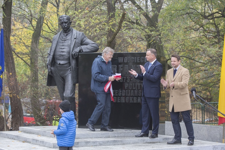 "Wreszcie". Prezydent odsłonił pomnik Wojciecha Korfantego w Warszawie