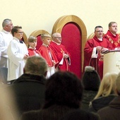 Rekolekcjom z okazji odpustu przewodniczył ojciec duchowny Wyższego Seminarium Duchownego w Paradyżu ks. Grzegorz Słapek.