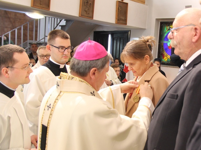 Obchody 30. rocznicy poświęcenia kościoła NMP Matki Miłosierdzia we Wrocławiu
