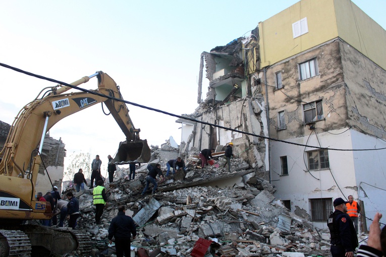 Tragiczne trzęsienie ziemi w Albanii