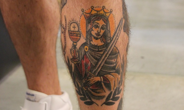 Tatuaże, gra na smartfony - nowe przejawy popularności św. Barbary