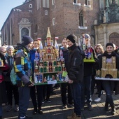 Łoniów i Tarnobrzeg na krakowskim Rynku