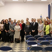 Po spotkaniu w "Arce" z Ordo Iuris i Centrum Życia i Rodziny. Obok ks. Sławomira Adamczyka z lewej stoją Tymoteusz Zych i Kazimierz Przeszowski.