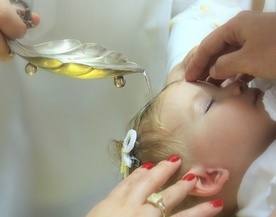 Kaplica Sykstyńska : Papież ochrzcił 32 niemowląt