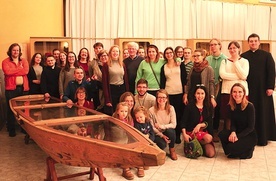 ▲	Uczestnicy w poświęconej misjom auli radomskiego seminarium.