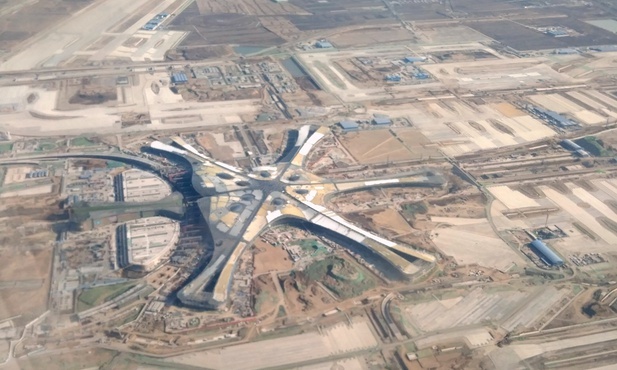 LOT trzecim europejskim przewoźnikiem na lotnisku Pekin-Daxing