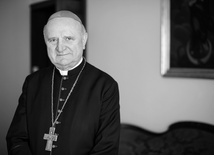 Zmarł bp Stanisław Stefanek, były ordynariusz łomżyński