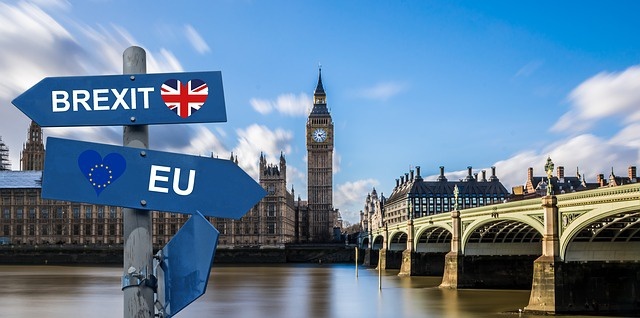 W. Brytania: Izba Lordów odesłała projekt ustawy o brexicie do Izby Gmin