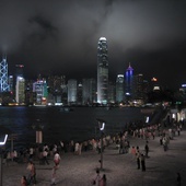 Setki ludzi z dotkniętej koronawirusem prowincji Hubei chciały wjechać do Hongkongu