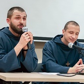 Gośćmi pierwszego ze spotkań byli bracia Miłosiernego Pana.