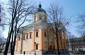 Eucharystia tradycyjnie sprawowana będzie w kościele garnizonowym pw. św. Stanisława (pl. Konstytucji).