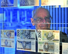 Andrzej Heidrich zaprojektował banknoty z serii władcy Polski.