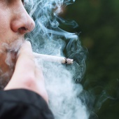 Śląskie. Przerwa na papierosa budzi coraz więcej kontrowersji