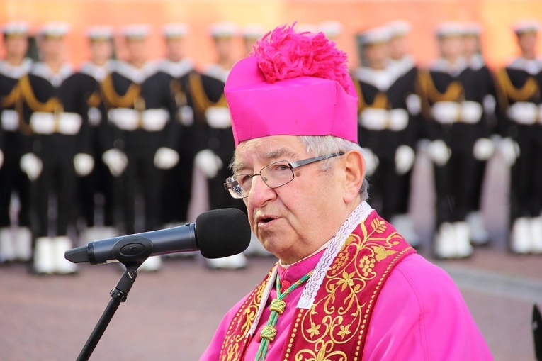 Abp Sławoj Leszek Głódź, metropolita gdański.