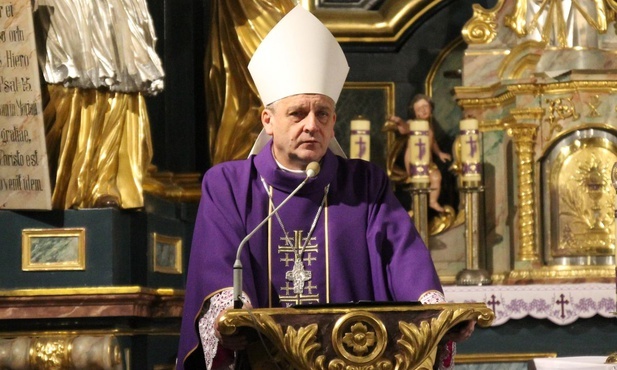 Biskup Roman Pindel.