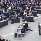 Bundestag odrzucił propozycję przyjęcia 5 tys. uchodźców