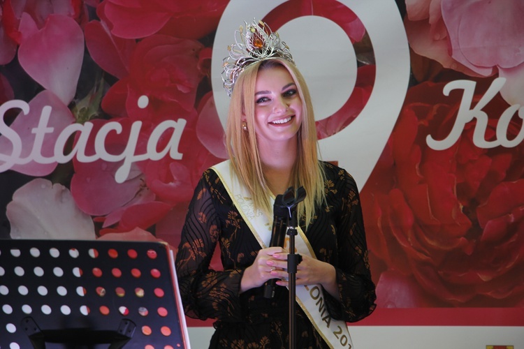 Na Stacji Kobiet można było spotkać m.in. Miss Polski 2019.