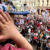 Zagrożenie koronawirusem: Narodowy Marsz Życia przełożony