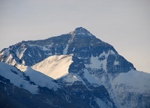 Dostęp na Mount Everest zamknięty z powodu koronawirusa