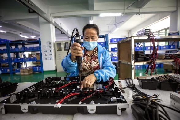Chiny podały dobowy bilans zakażeń i zgonów z powodu koronawirusa