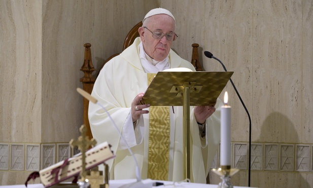 Papież postuluje powszechną płacę podstawową
