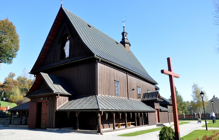 Kościół w Tymowej ma ponad 250 lat.