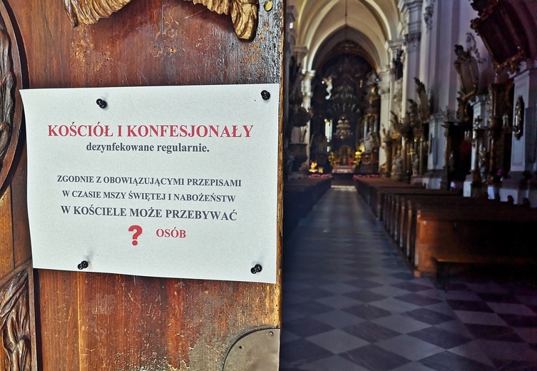 Jakie limity wiernych we wrocławskich kościołach od 20 kwietnia?