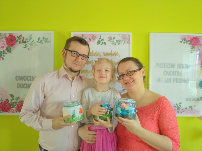 Rodzina Milochów w komplecie - Marcin, Ala i Justyna.