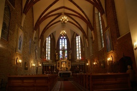 Reransmisja Mszy świętej z parafii pw. św. Franciszka z Asyżu i św. Piotra z Alkantary w Namysłowie