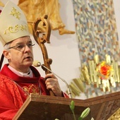 Bp Wiesław Lechowicz.