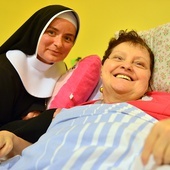 Franciszkanki oddają całe życie swoim podopiecznym. Siostra Ewelina jest pewna, że resztą zajmie się Bóg.