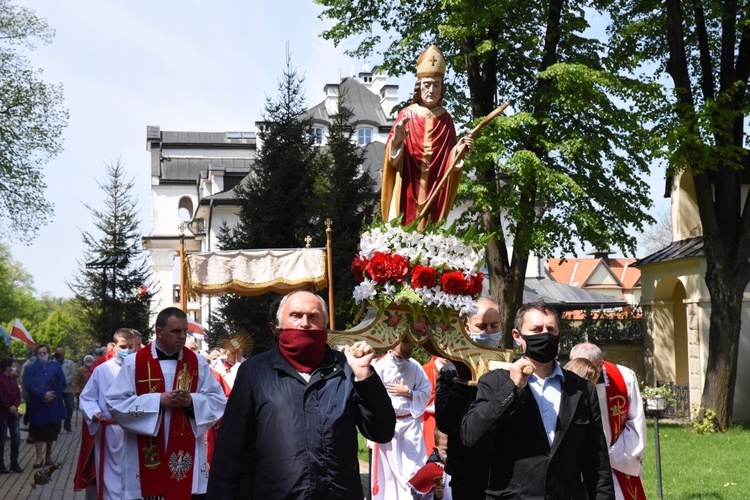 W procesji niesiona była figura św. Stanisława.