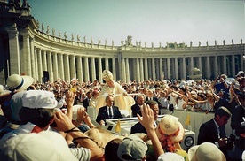 Pielgrzymka narodowa w 2000 roku w Watykanie.