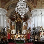 Pielgrzymka księży do krzeszowskiego sanktuarium 
