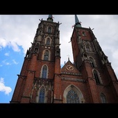 Msza św. w uroczystość Wniebowstąpienia Pańskiego - katedra wrocławska - 24 maja 2020.