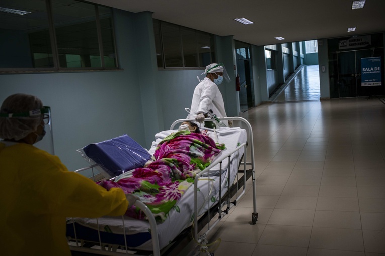 Brazylia: Coraz tragiczniejsze żniwo koronawirusa
