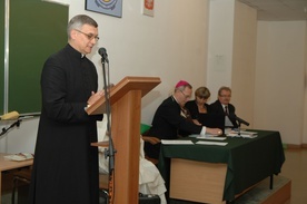 Przez wiele lat ks. prof. Czekalski czuwał nad formacją katechetów diecezji płockiej.