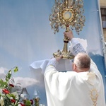 Boże Ciało z trzema biskupami w Świdnicy