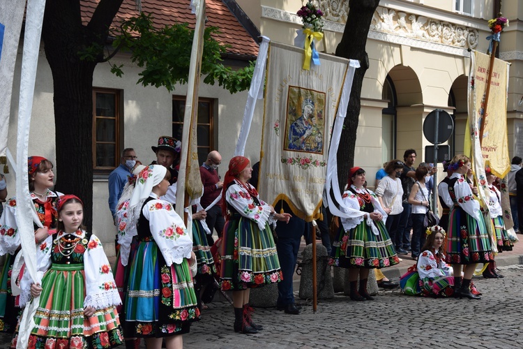 Boże Ciało w Łowiczu - procesja