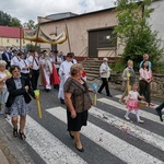 Ostroszowice. Parafia pw. św. Jadwigi
