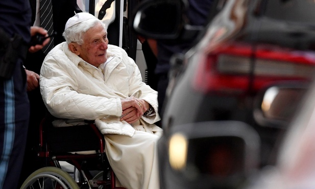 Kiedy Benedykt XVI powróci z Niemiec do Watykanu?